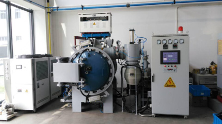 Горизонтальная вакуумная печь для спекания с использованием молибденовой проволоки